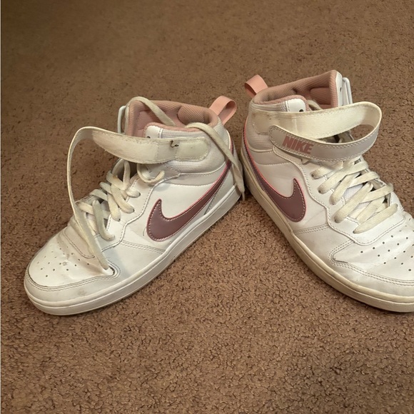 Older style nike high tops - Picture 2 of 3